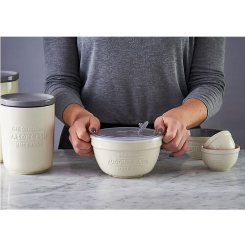 Mason Cash Innovative Kitchen Pudding Basin with Lid 900mL